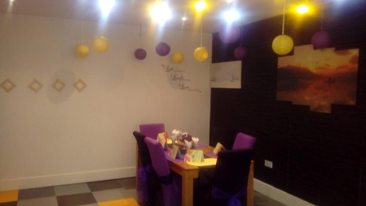 Carer 4 You Residential Home Upholland Eksteriør billede